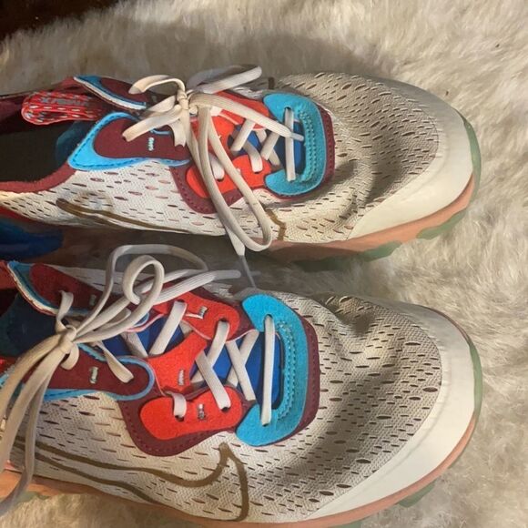 Nike shoes 6.5 (3200) - Picture 3 of 11